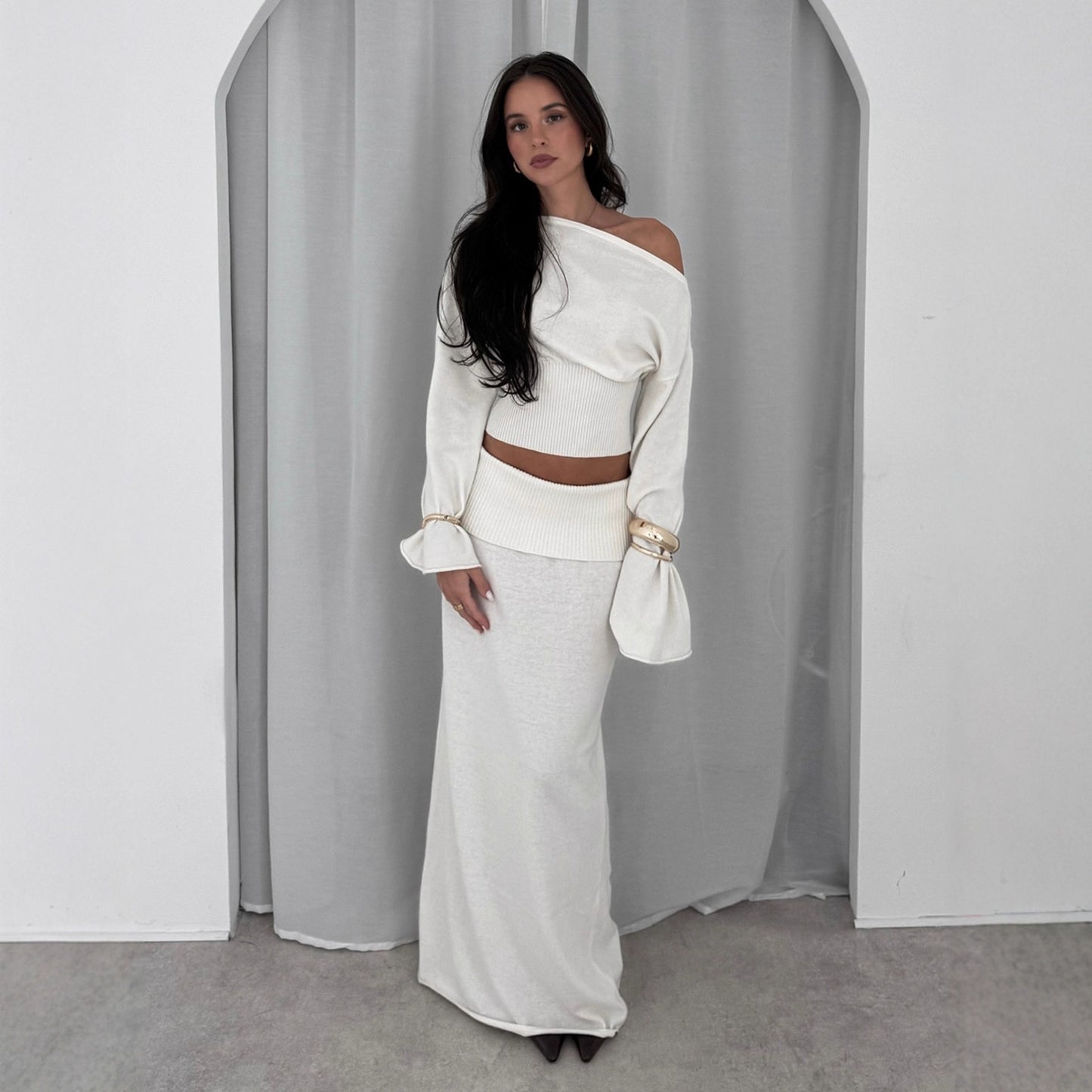 Women’s One-Shoulder Fleece Top & High-Waist Skirt Set